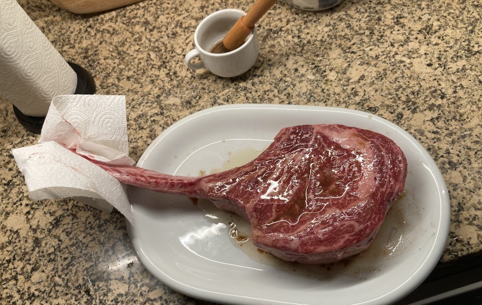 Tomahawk Steak